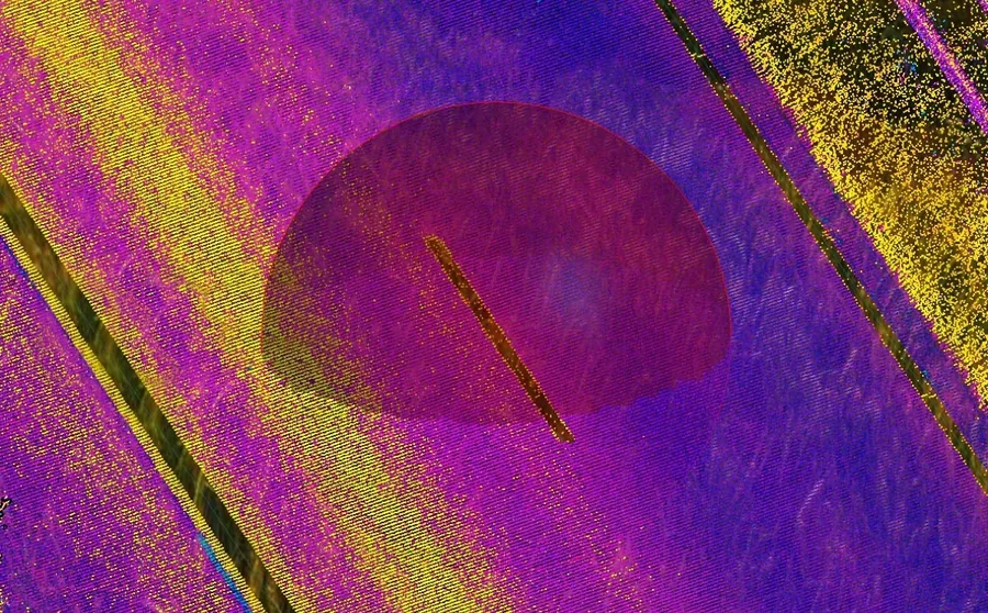 Misalignments and problem areas in the scan are flagged automatically.